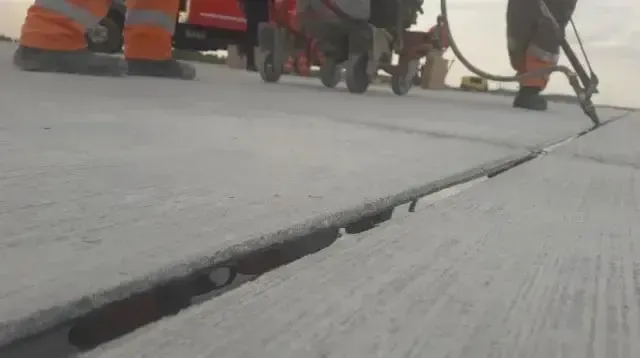 Tăiere, recalibrare, șanfrenare și colmatare rosturi