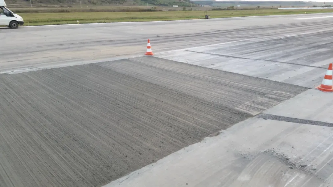 Înlocuire dale izolate de beton